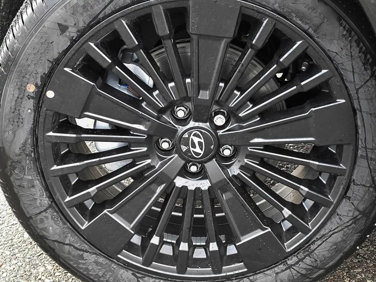 Hyundai SANTA FE photo Hyundai SANTA FE