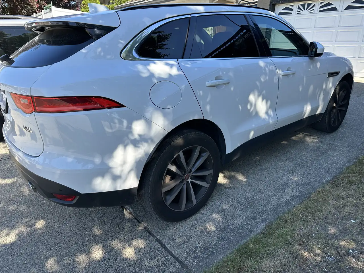 r F-Pace fotografie r F-Pace
