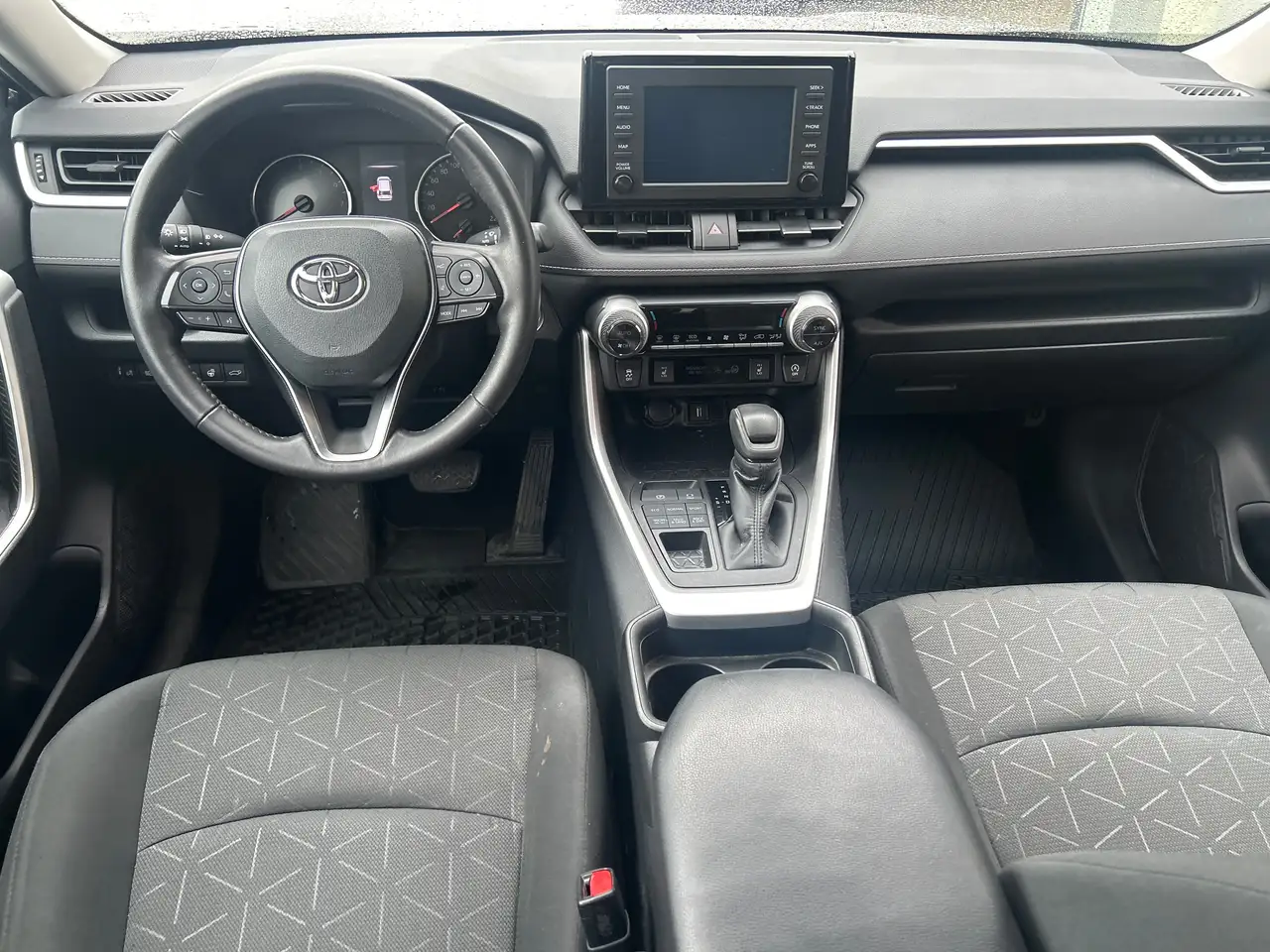 Toyota RAV 4 снимка Toyota RAV 4