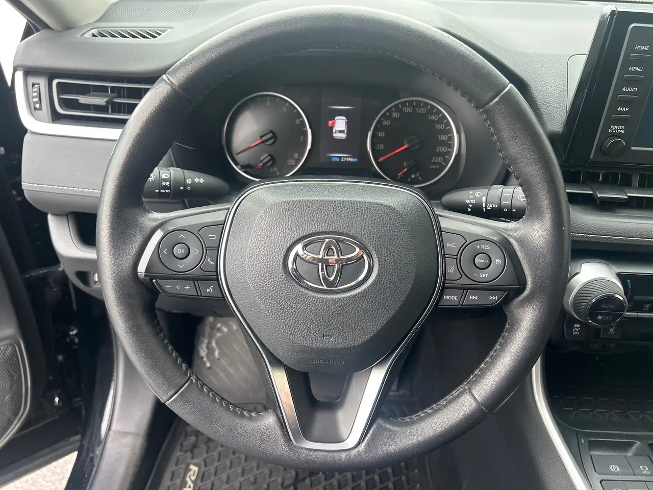Toyota RAV 4 снимка Toyota RAV 4