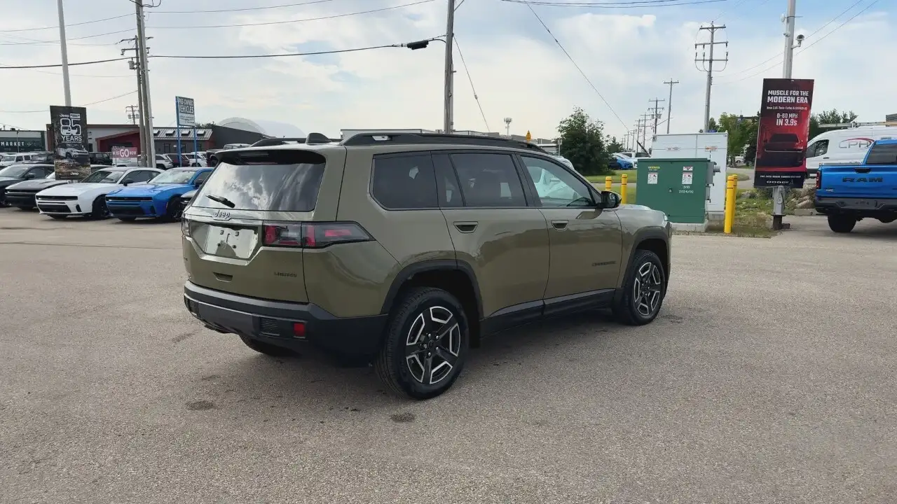 Jeep Cherokee снимка Jeep Cherokee