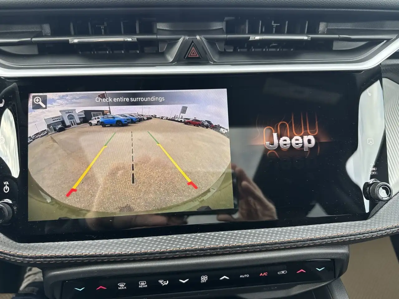 Jeep Cherokee снимка Jeep Cherokee