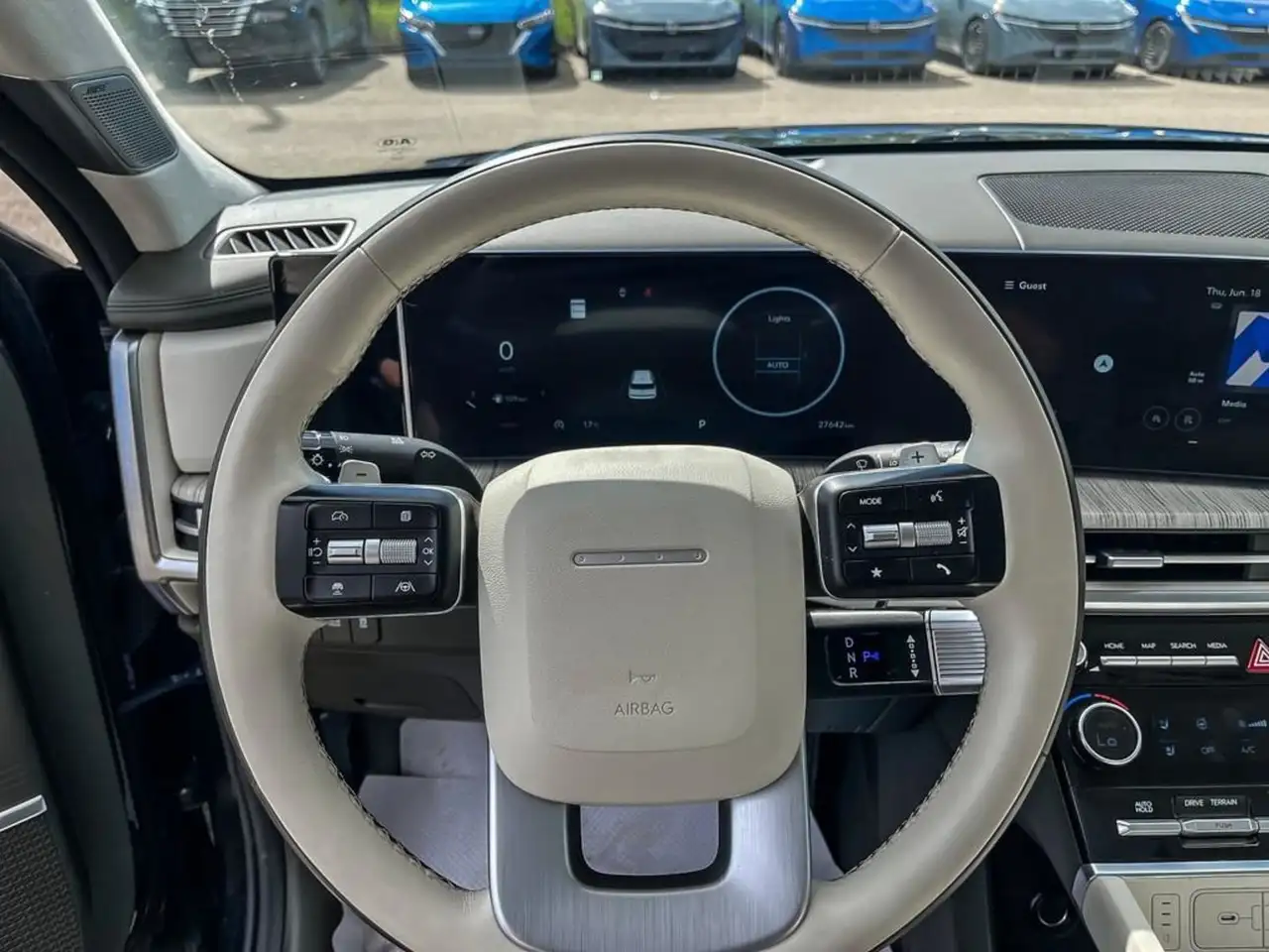 Hyundai SANTA FE photo Hyundai SANTA FE