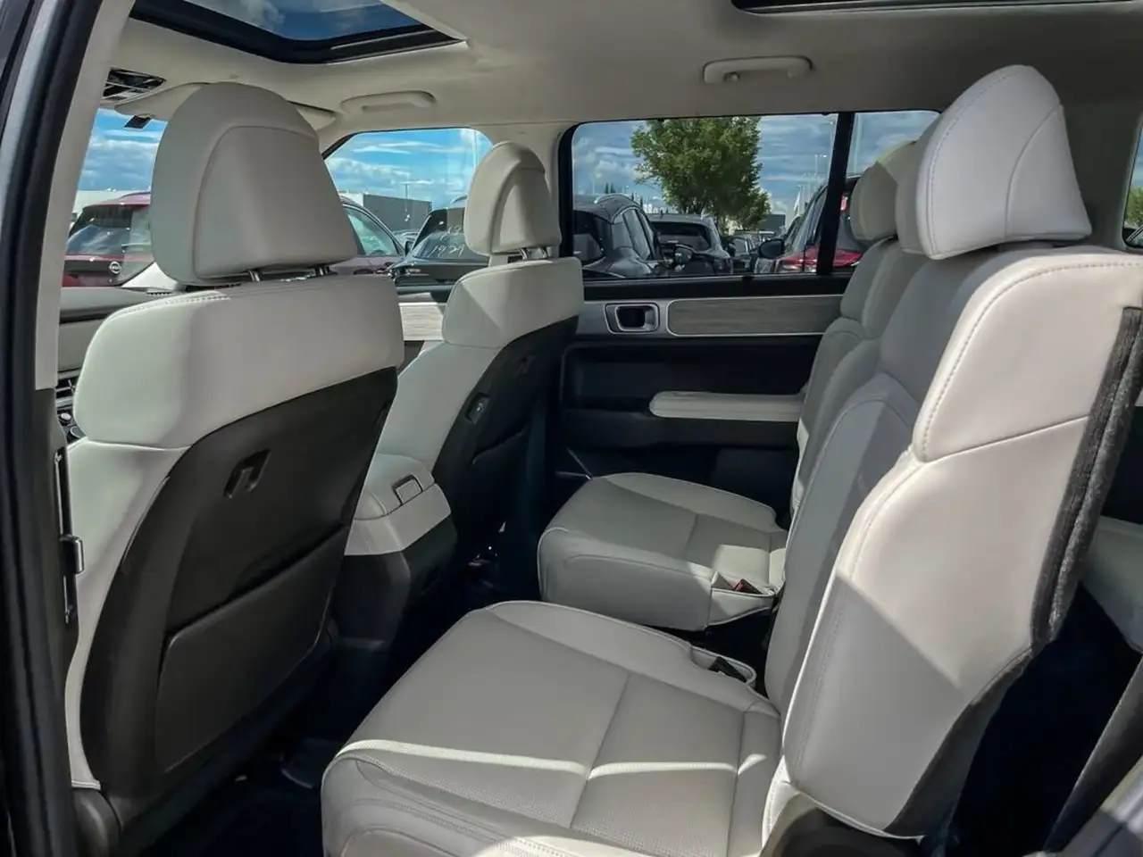 Hyundai SANTA FE photo Hyundai SANTA FE