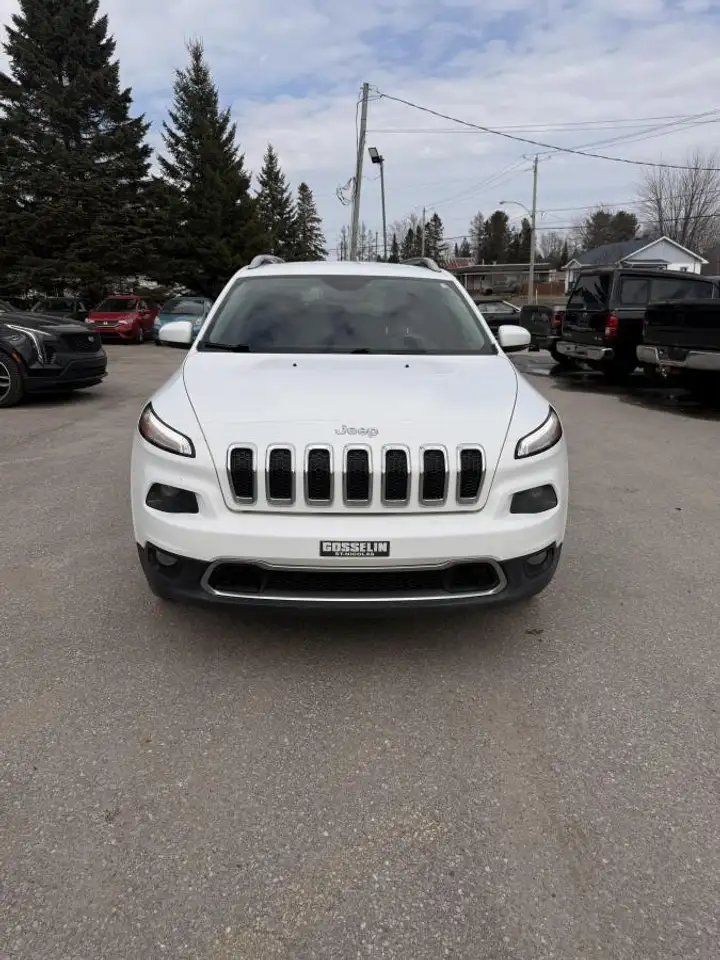 Jeep Cherokee photo Jeep Cherokee