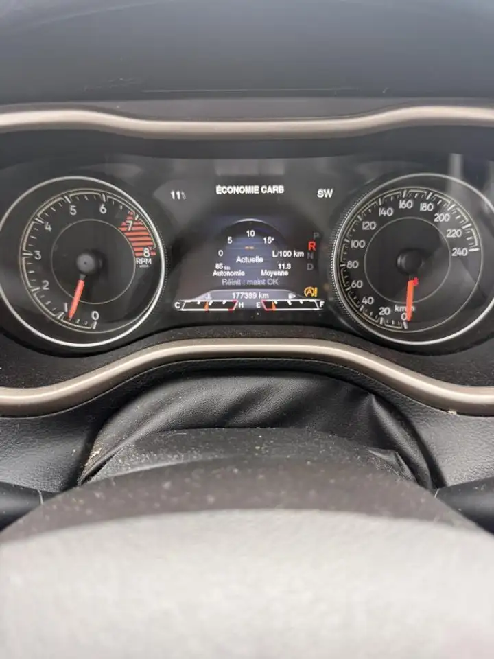 Jeep Cherokee photo Jeep Cherokee