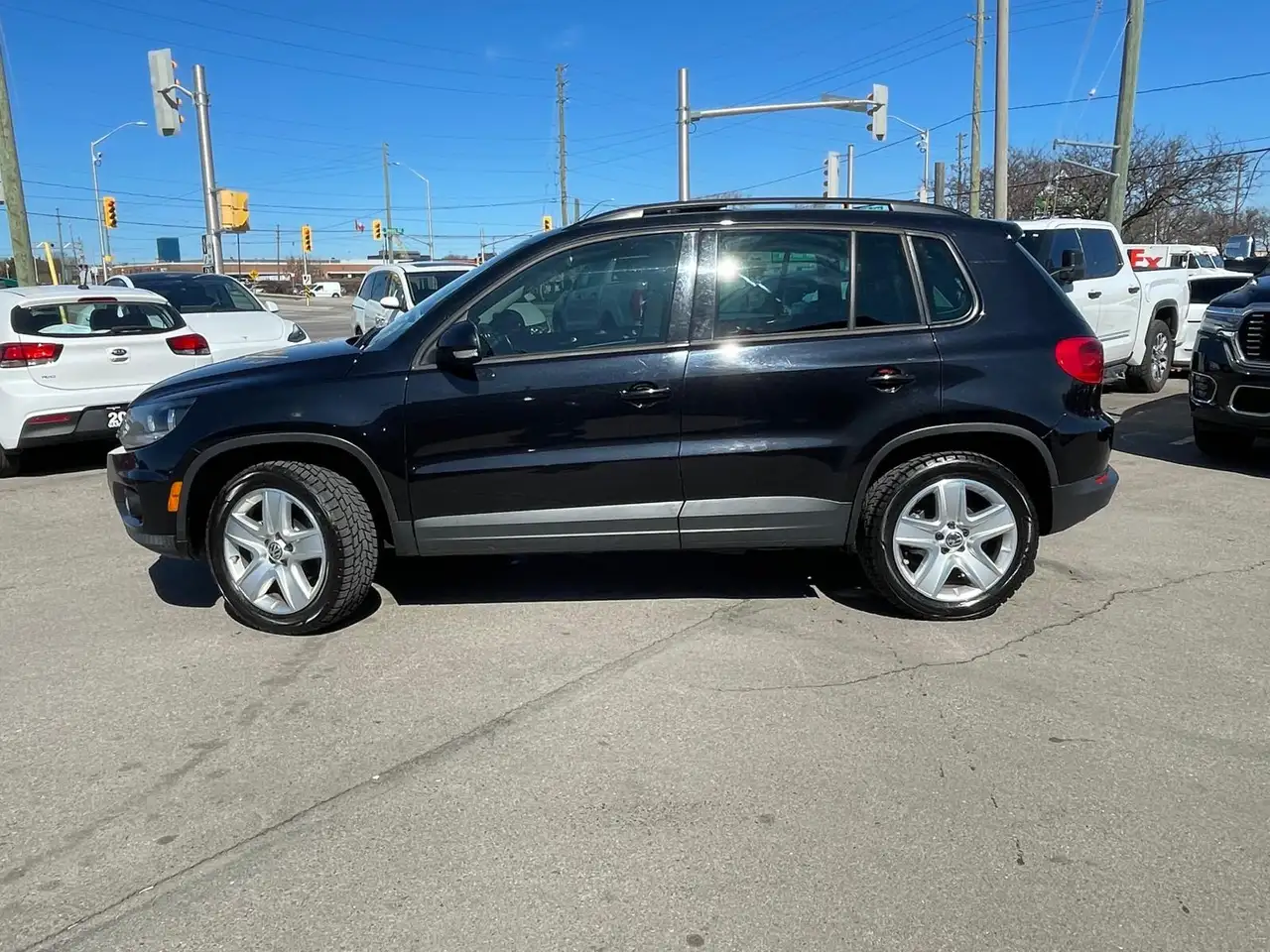 Volkswagen Tiguan снимка Volkswagen Tiguan