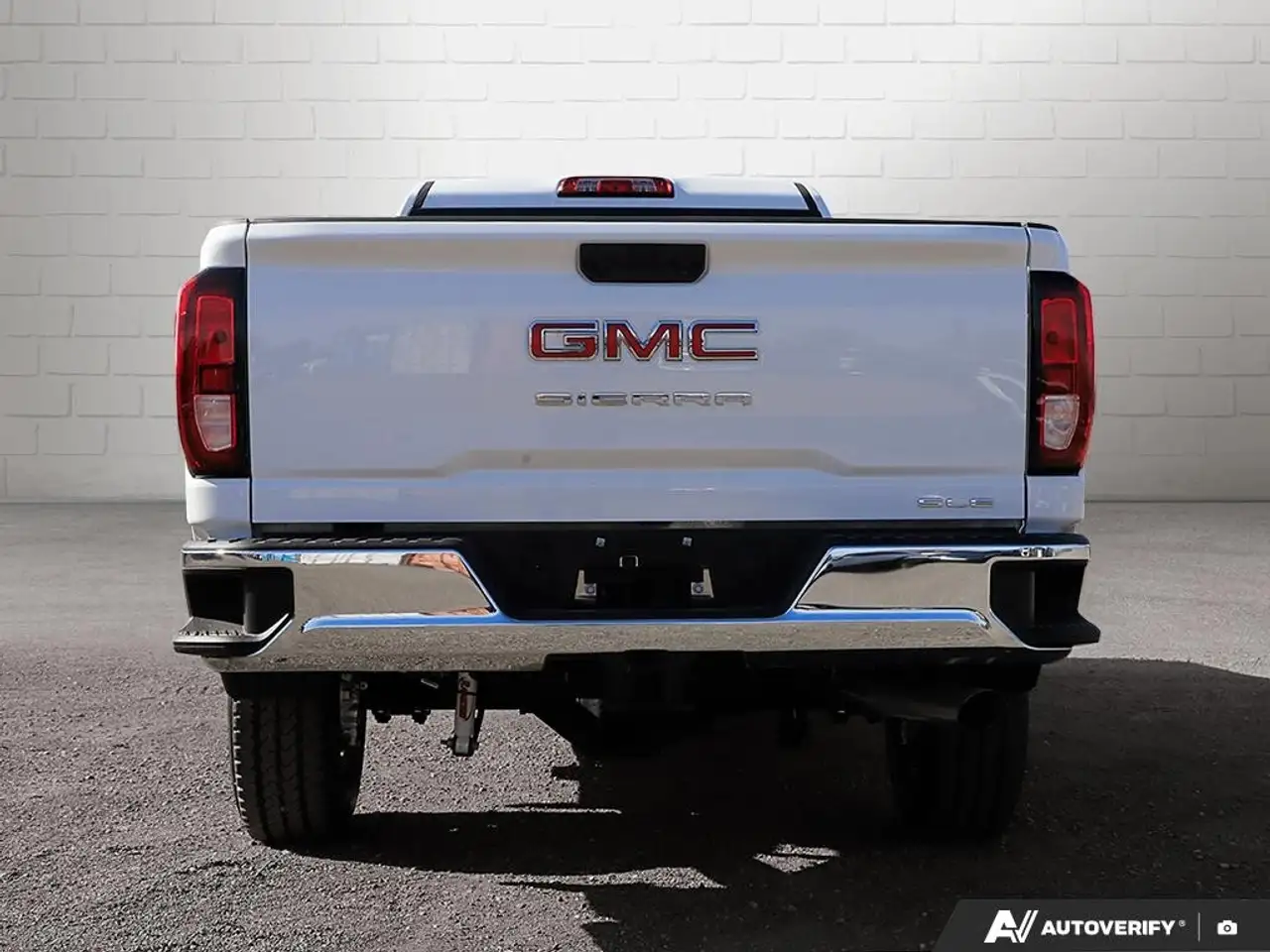 GMC Sierra 2500HD снимка GMC Sierra 2500HD