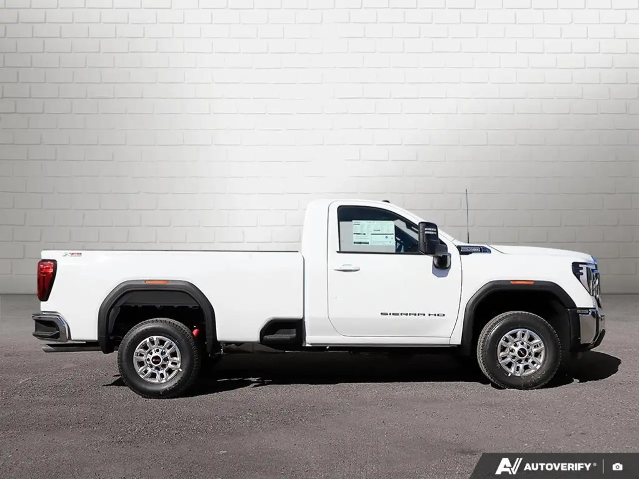 GMC Sierra 2500HD снимка GMC Sierra 2500HD