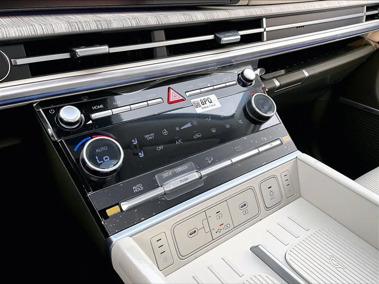 Hyundai SANTA FE снимка Hyundai SANTA FE