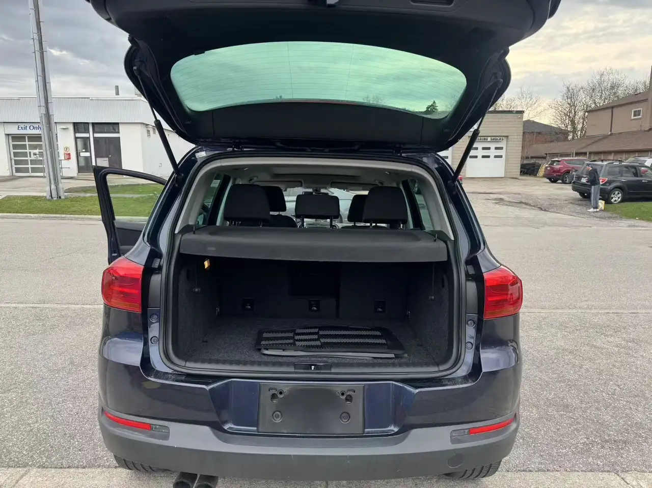 Volkswagen Tiguan снимка Volkswagen Tiguan