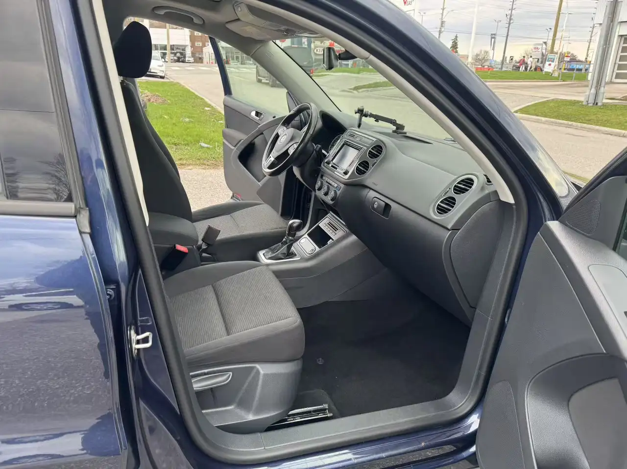 Volkswagen Tiguan снимка Volkswagen Tiguan