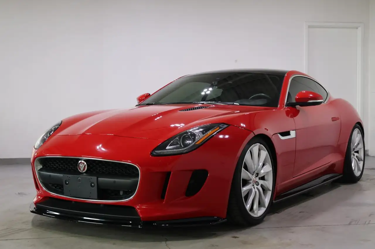 Jaguar F-Type fotografie Jaguar F-Type