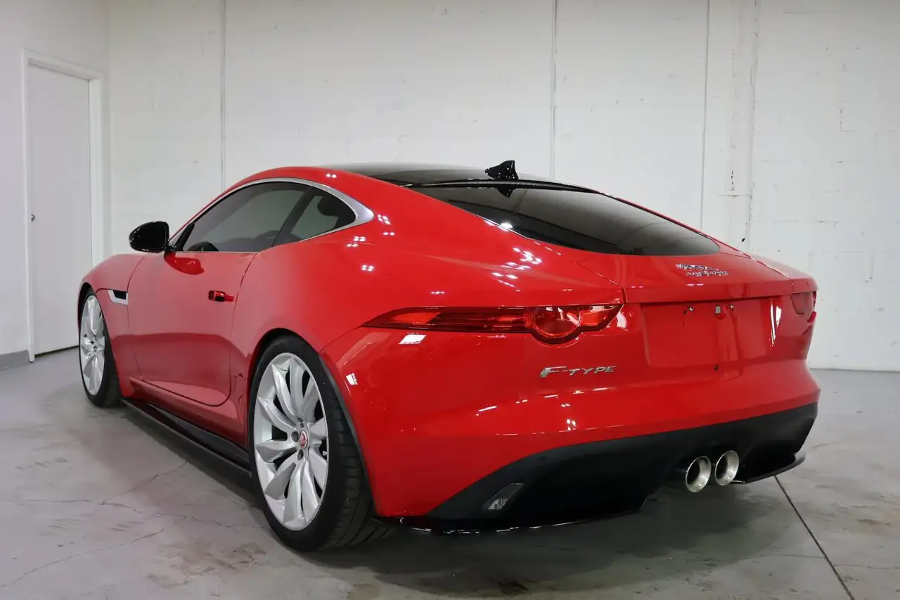 Jaguar F-Type fotografie Jaguar F-Type