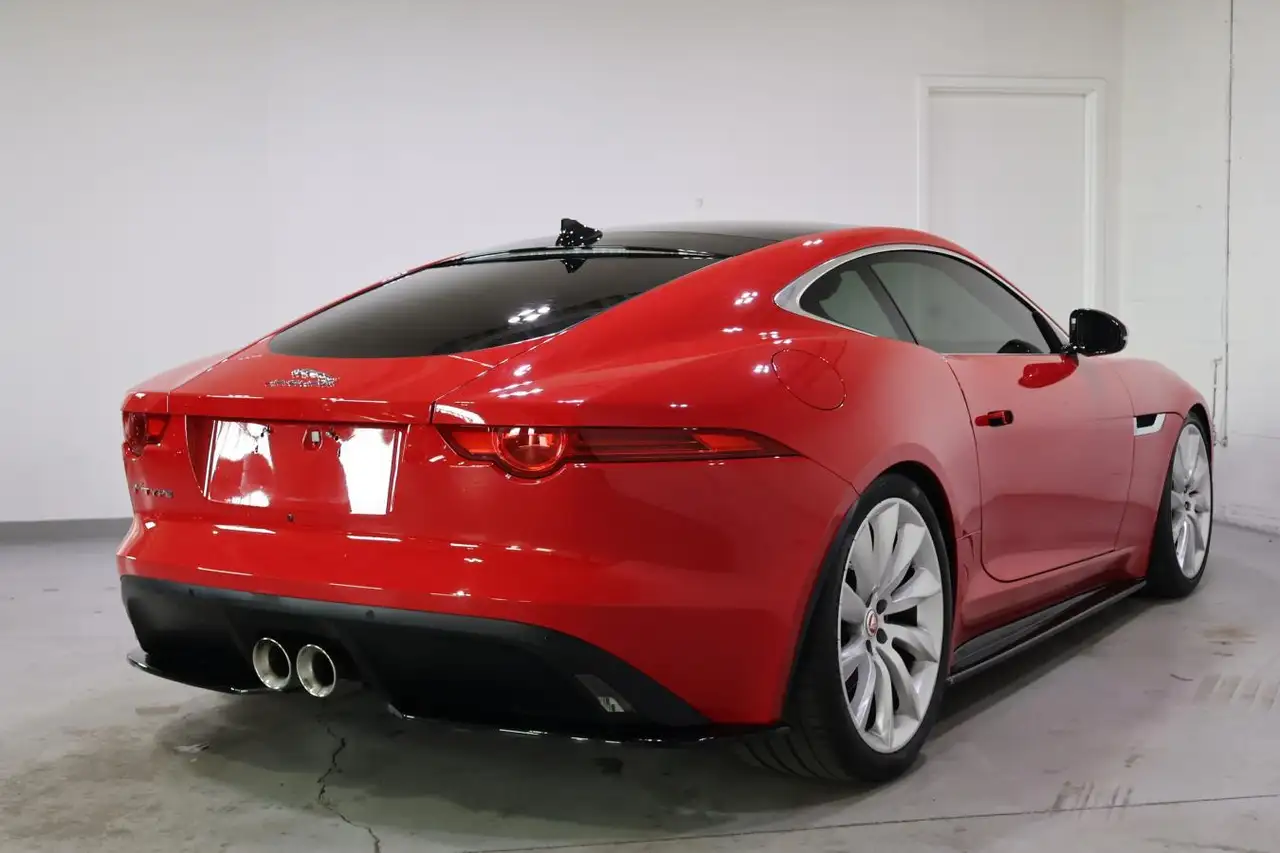 Jaguar F-Type fotografie Jaguar F-Type