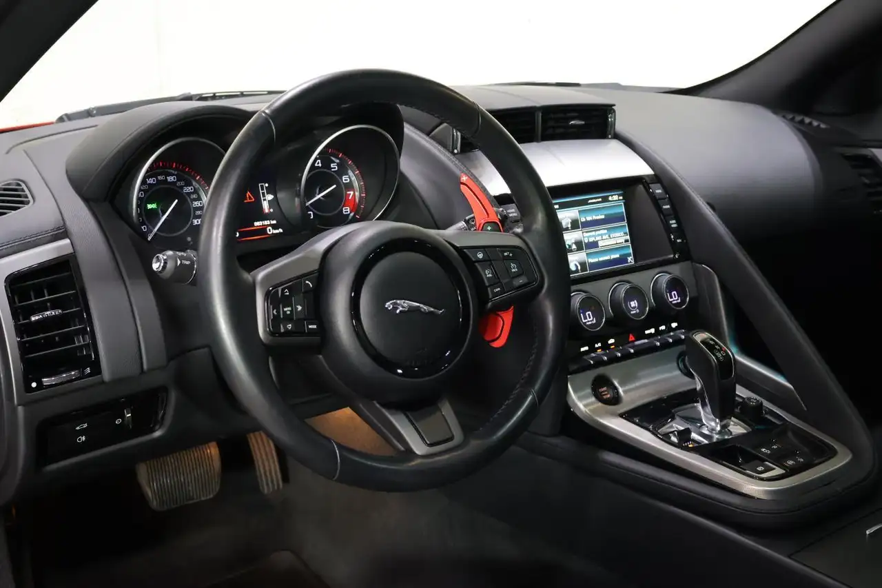 Jaguar F-Type fotografie Jaguar F-Type