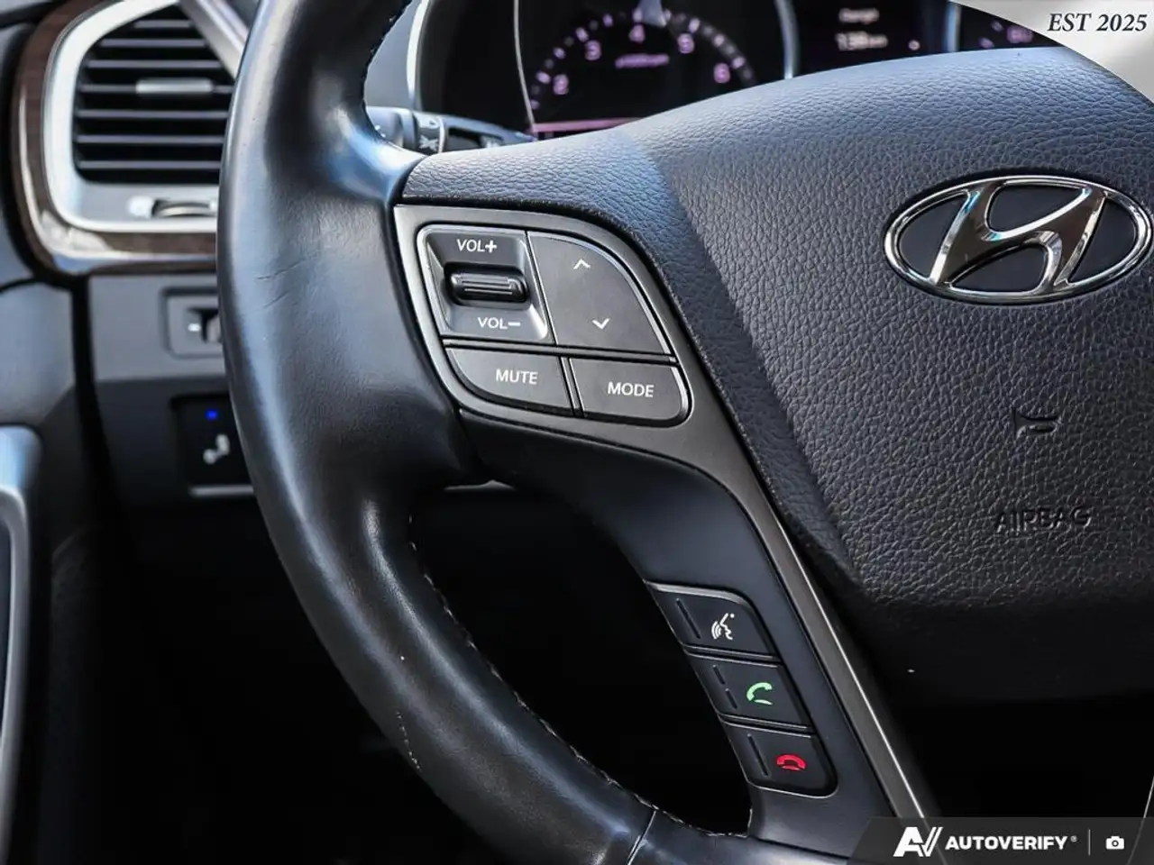 Hyundai SANTA FE снимка Hyundai SANTA FE