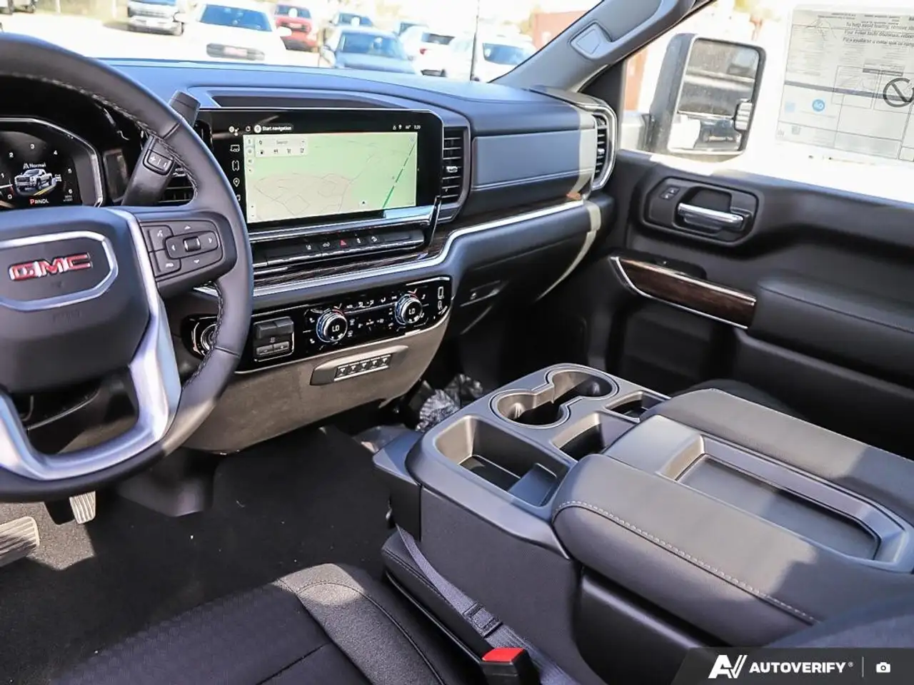 GMC Sierra 2500HD снимка GMC Sierra 2500HD