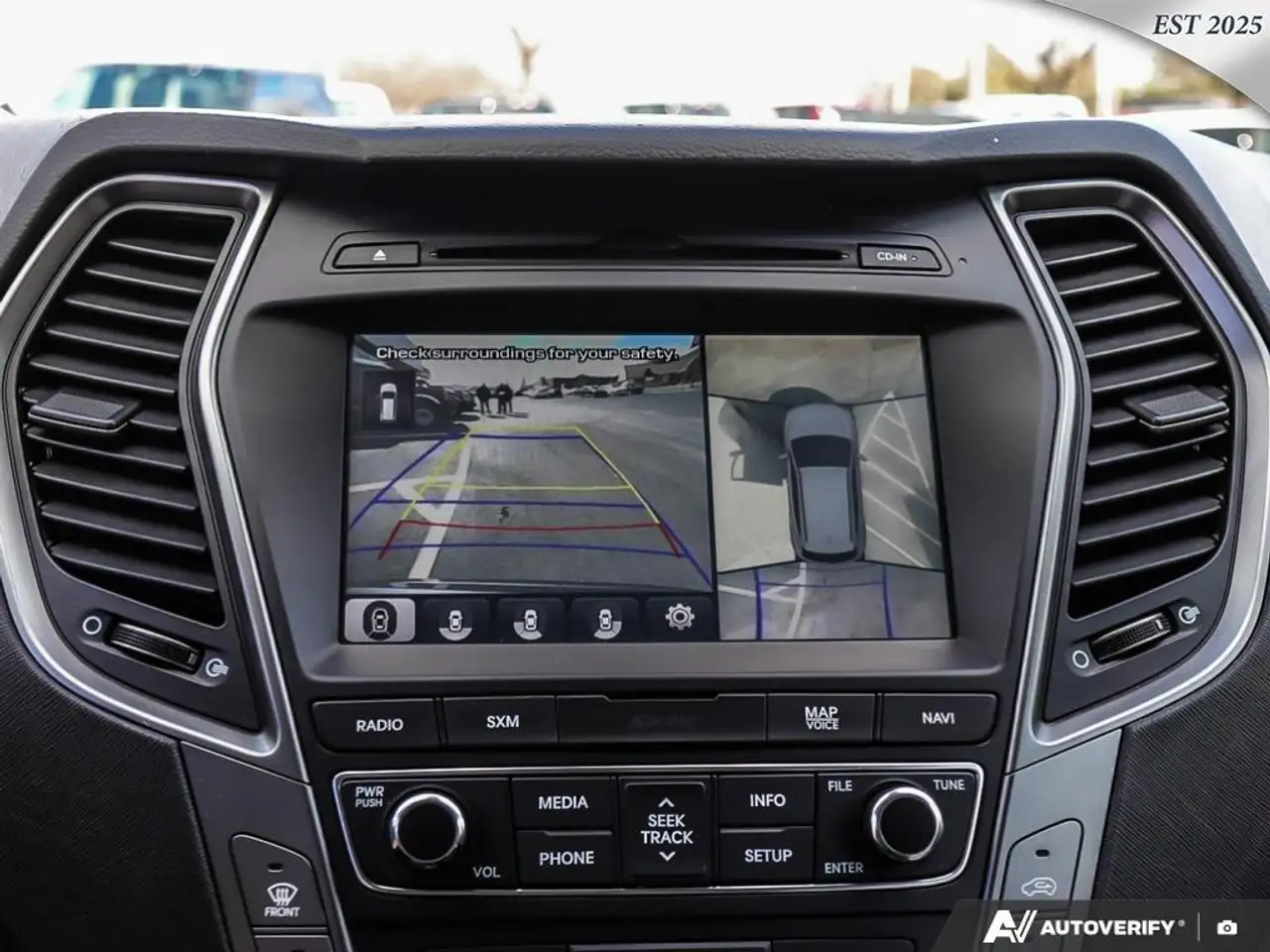 Hyundai SANTA FE снимка Hyundai SANTA FE