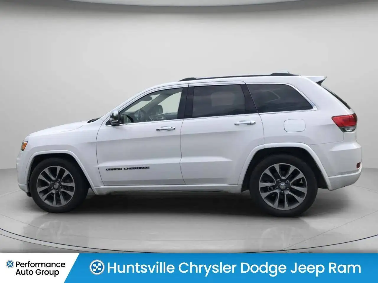 Jeep Grand Cherokee photo Jeep Grand Cherokee