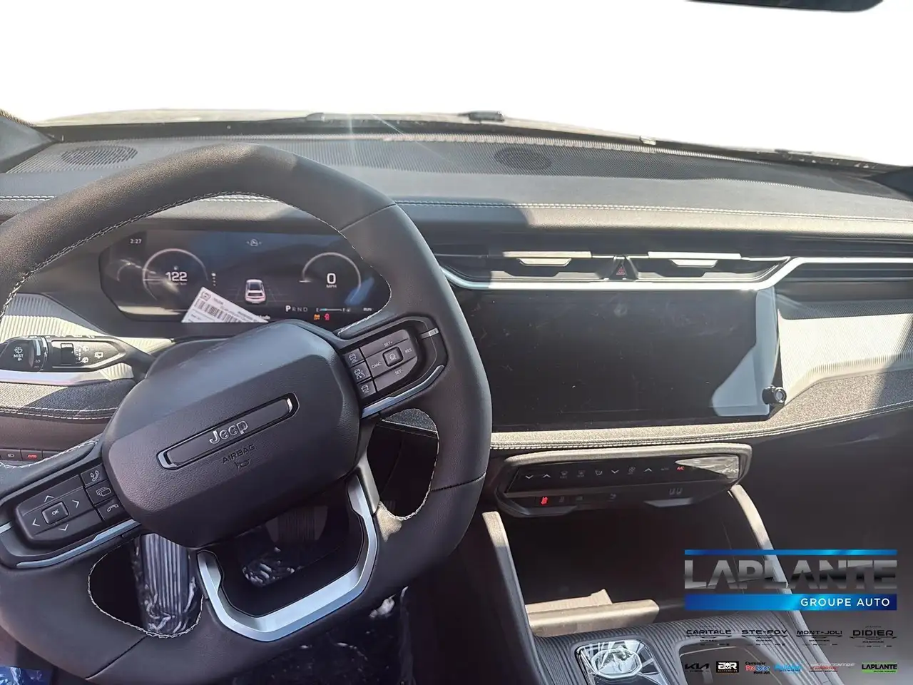 Jeep Cherokee снимка Jeep Cherokee