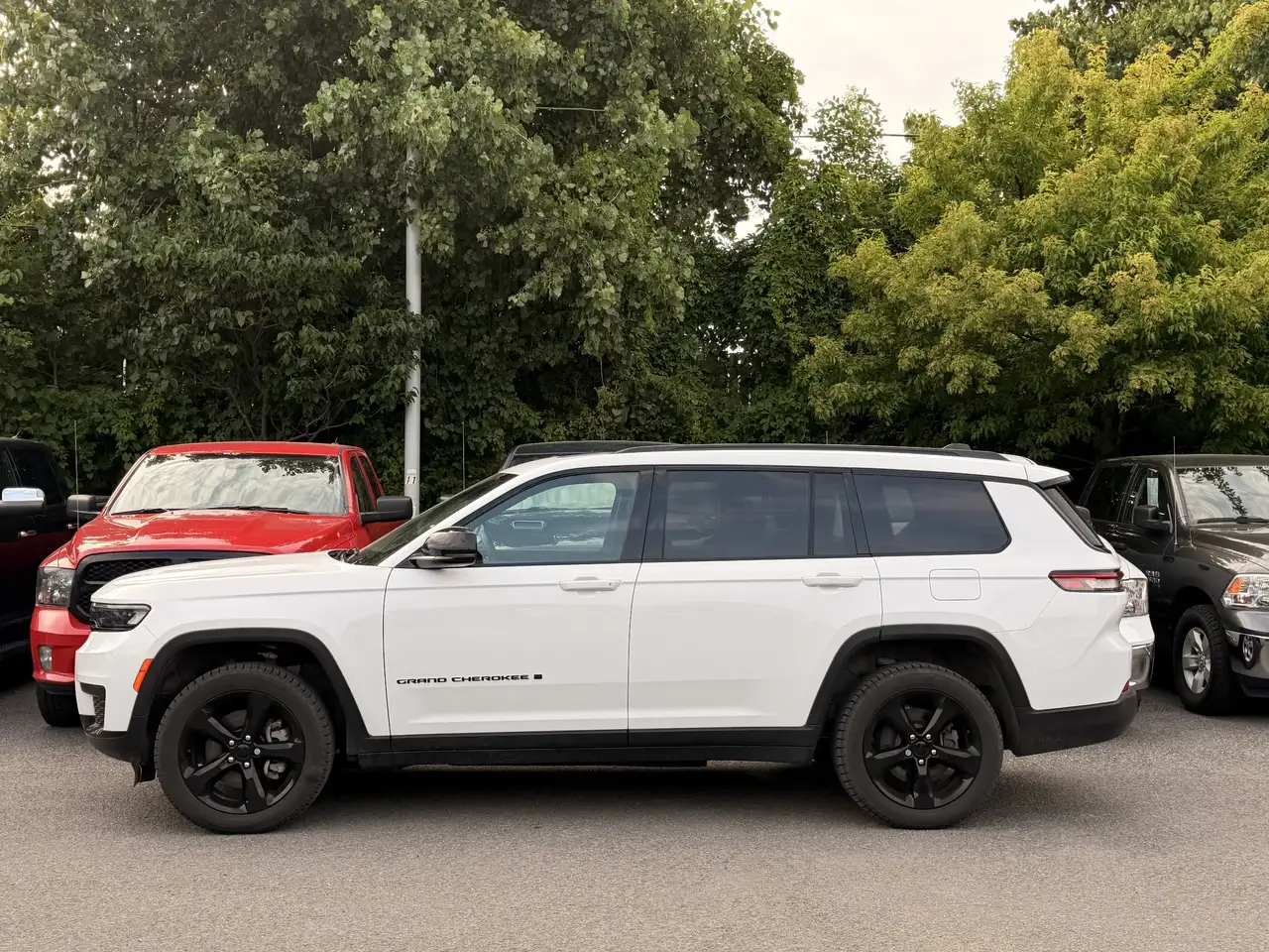 Jeep Grand Cherokee photo Jeep Grand Cherokee
