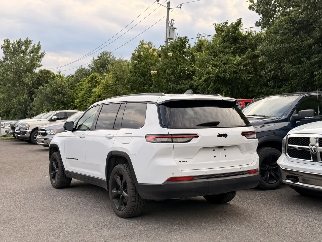 Jeep Grand Cherokee photo Jeep Grand Cherokee