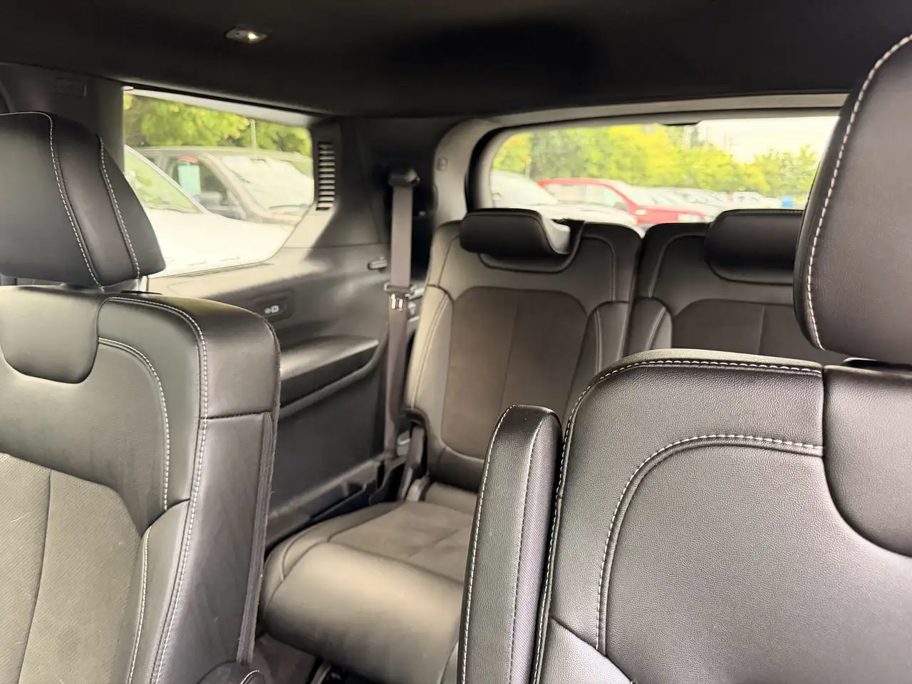 Jeep Grand Cherokee photo Jeep Grand Cherokee