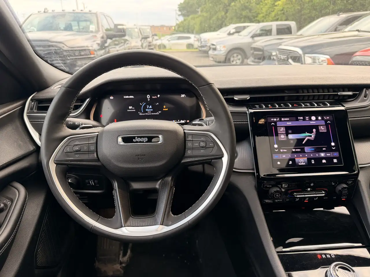 Jeep Grand Cherokee photo Jeep Grand Cherokee