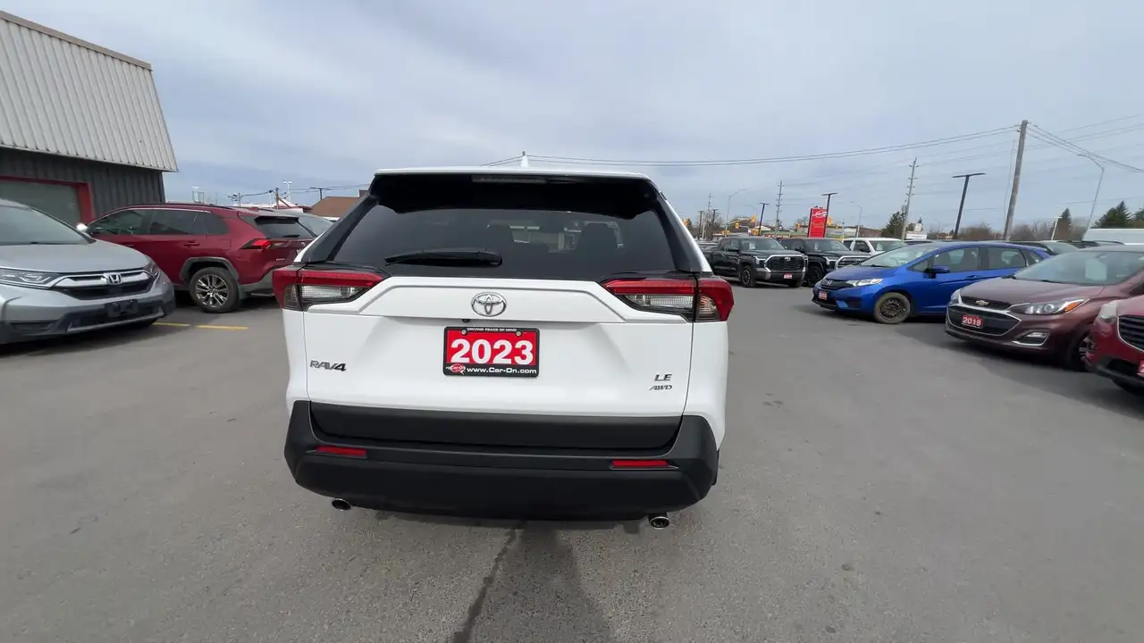Toyota RAV 4 снимка Toyota RAV 4