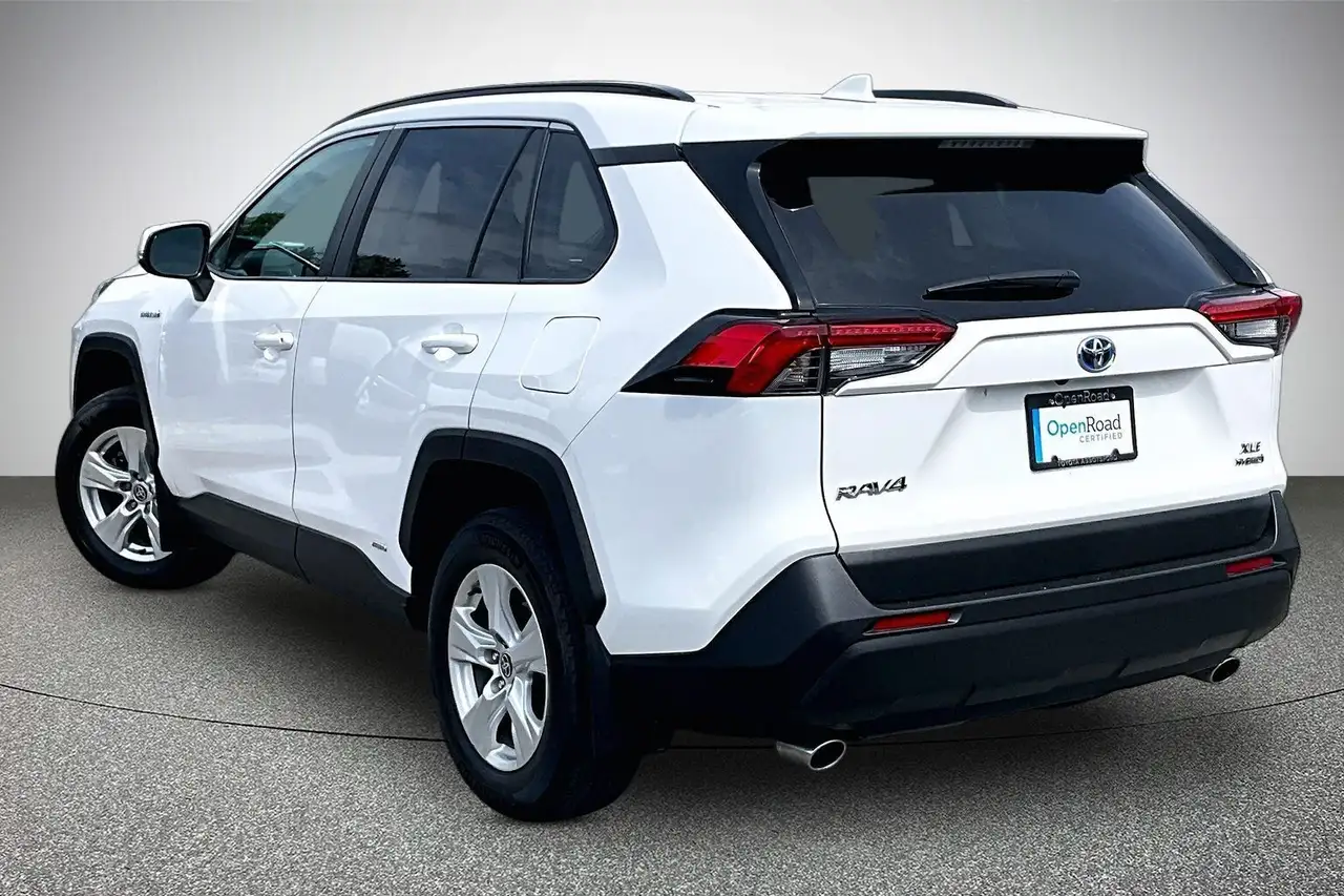 Toyota RAV 4 снимка Toyota RAV 4