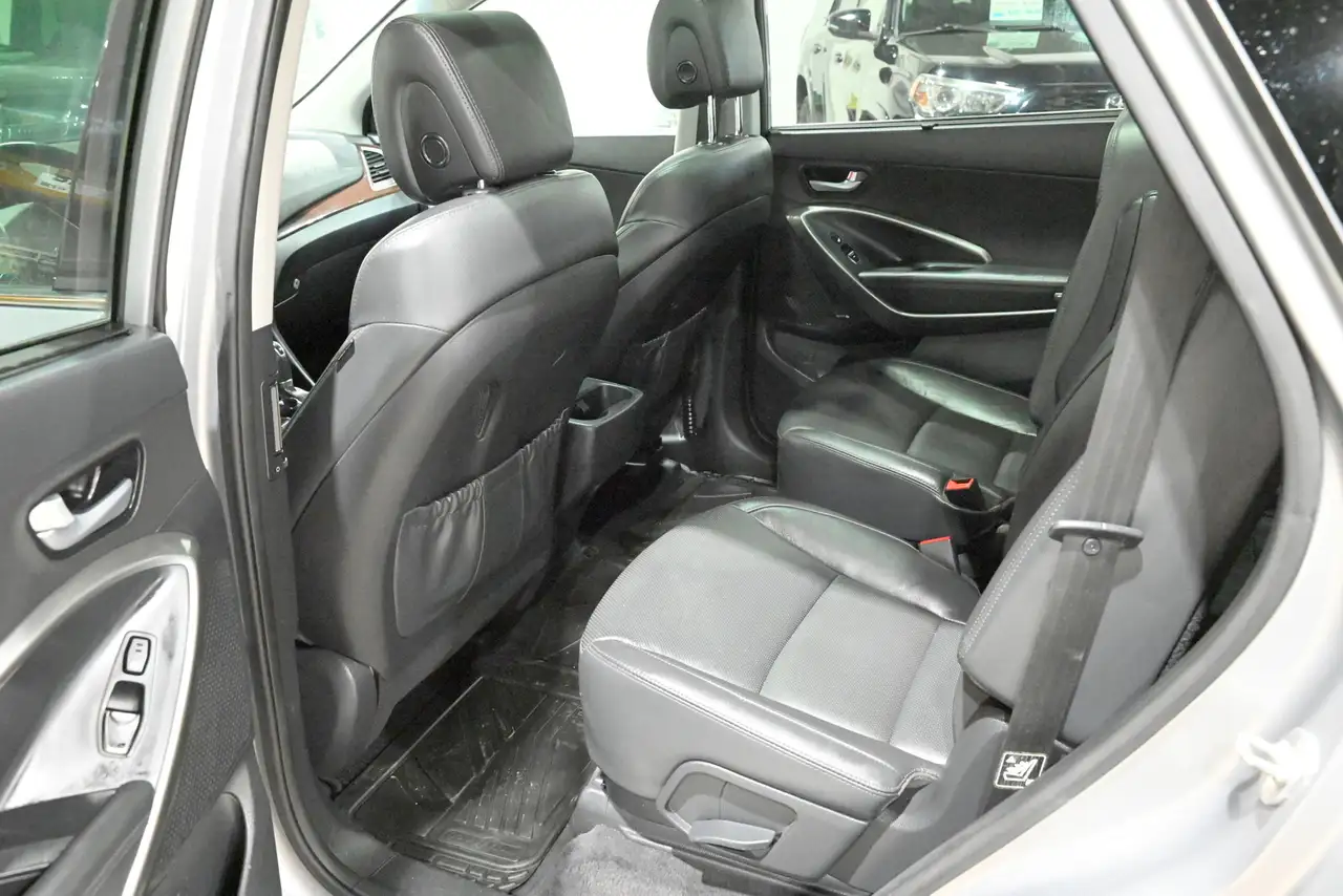 Hyundai SANTA FE снимка Hyundai SANTA FE