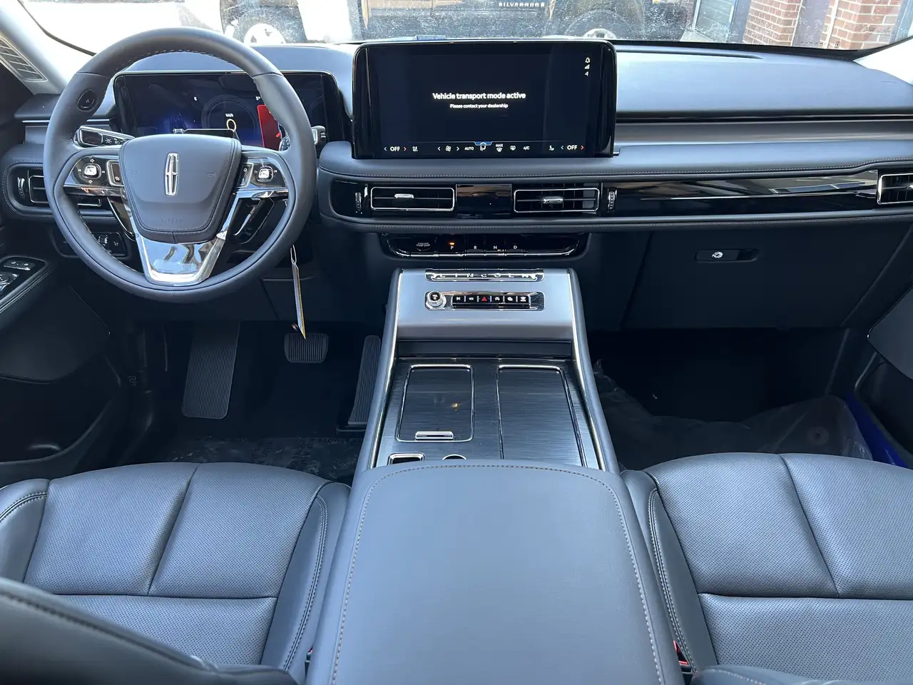 Lincoln Aviator снимка Lincoln Aviator