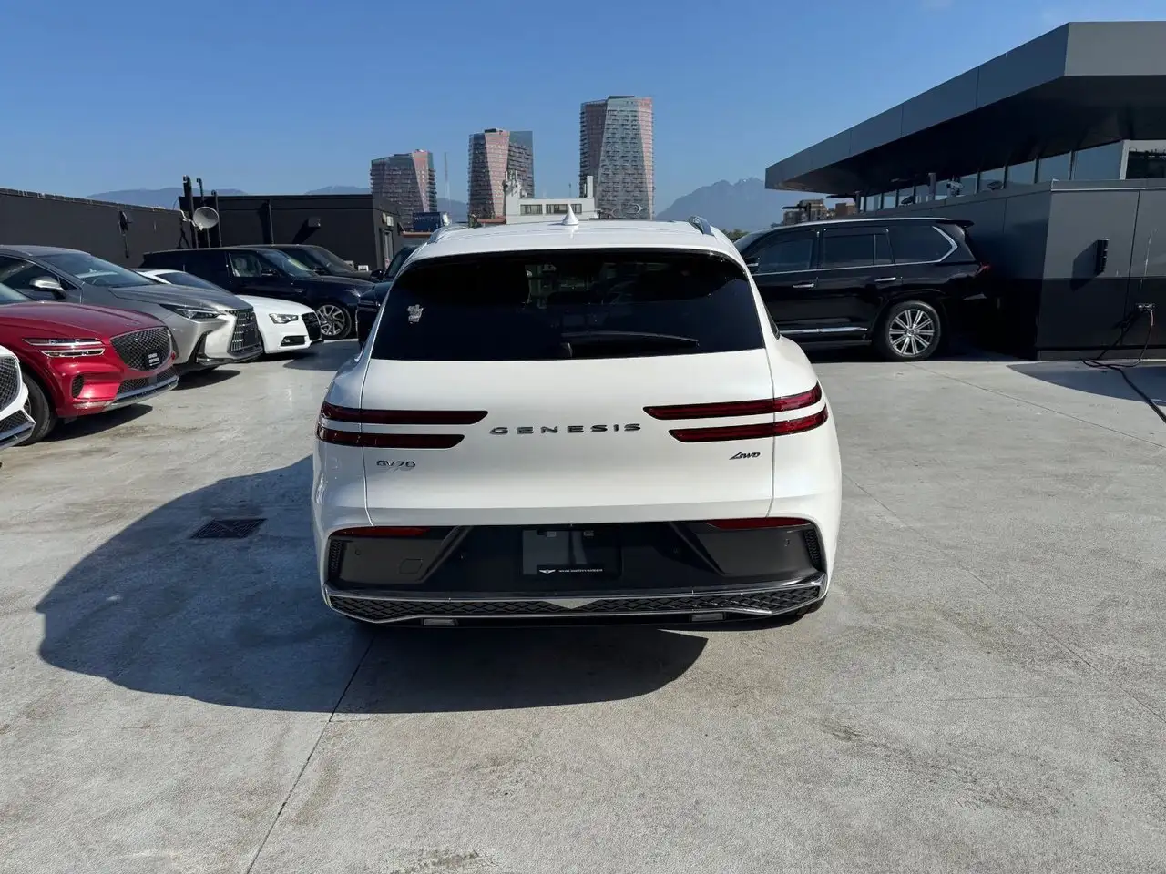 2026 Genesis GV70