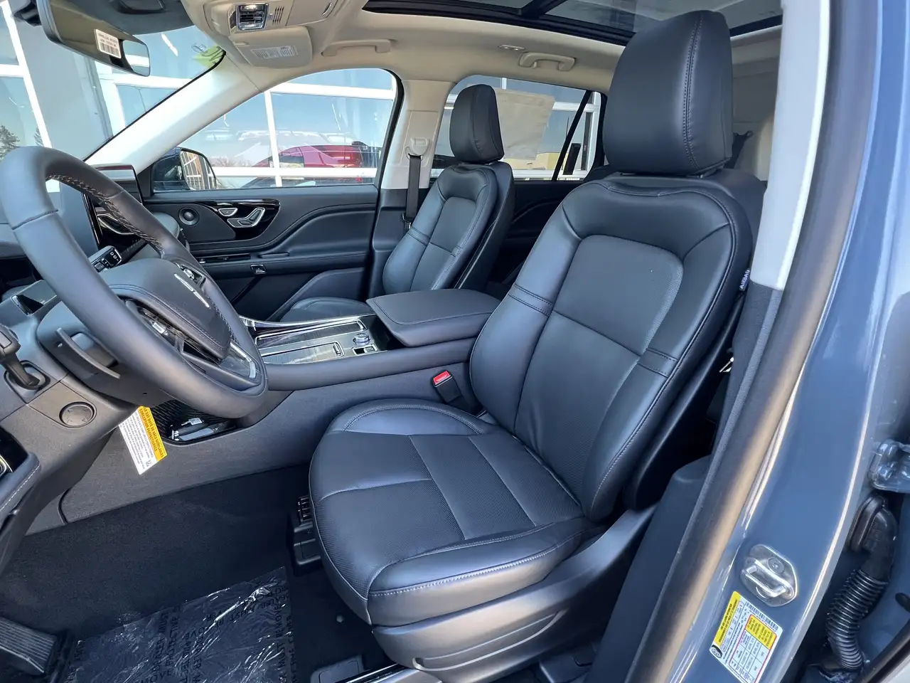 Lincoln Aviator снимка Lincoln Aviator