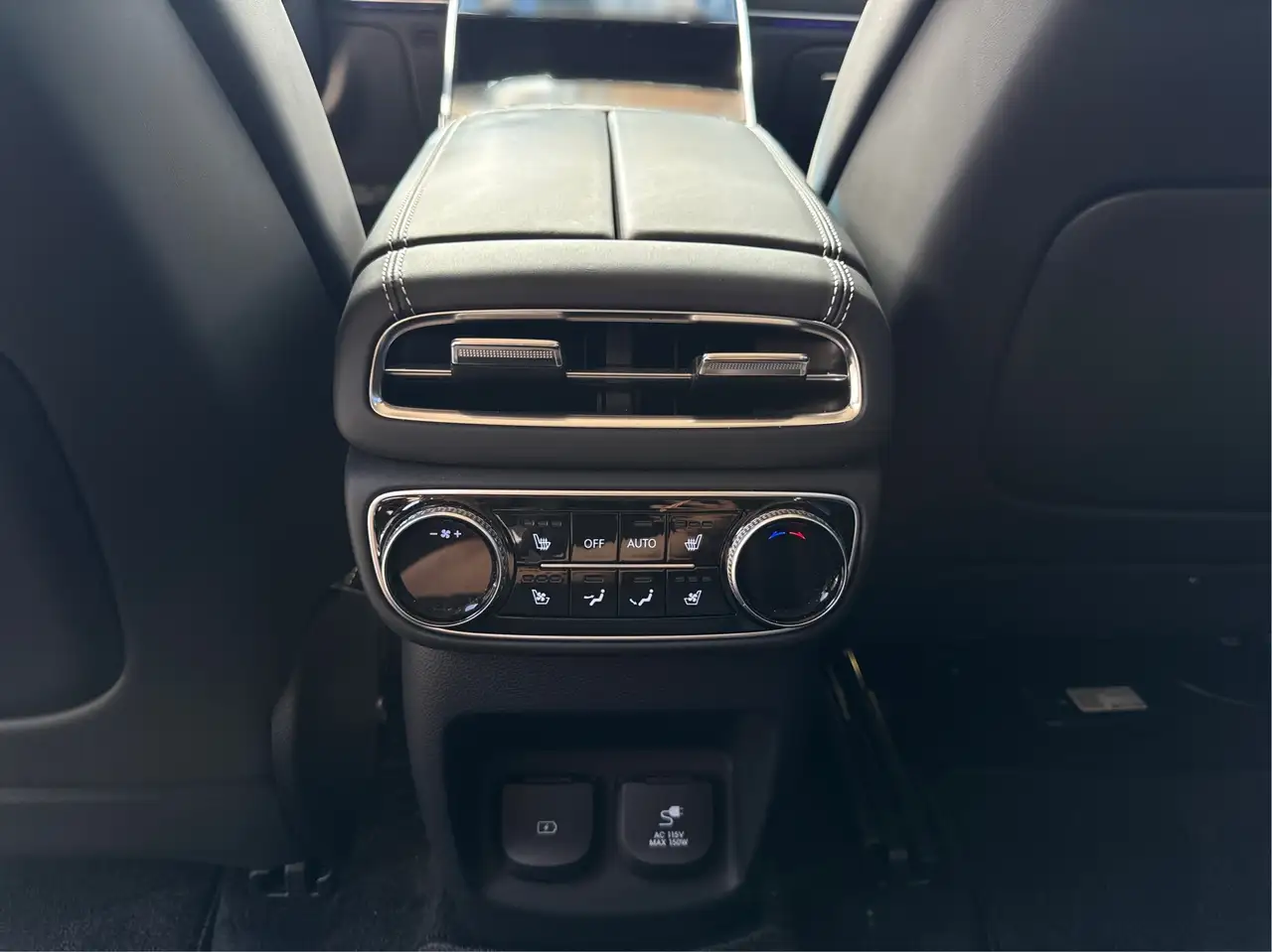 Genesis GV80 снимка Genesis GV80