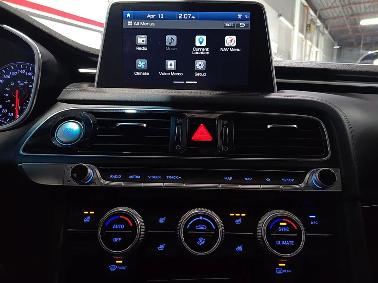 Genesis G70 снимка Genesis G70