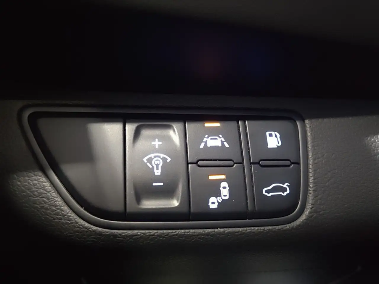 Genesis G70 снимка Genesis G70