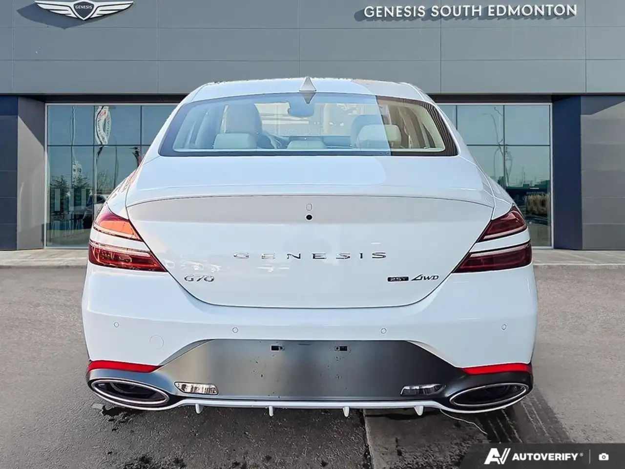 Genesis G70 снимка Genesis G70