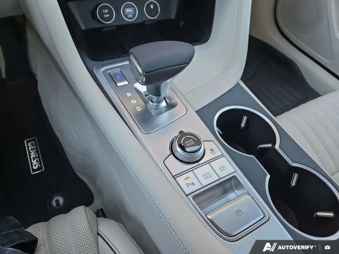 Genesis G70 снимка Genesis G70
