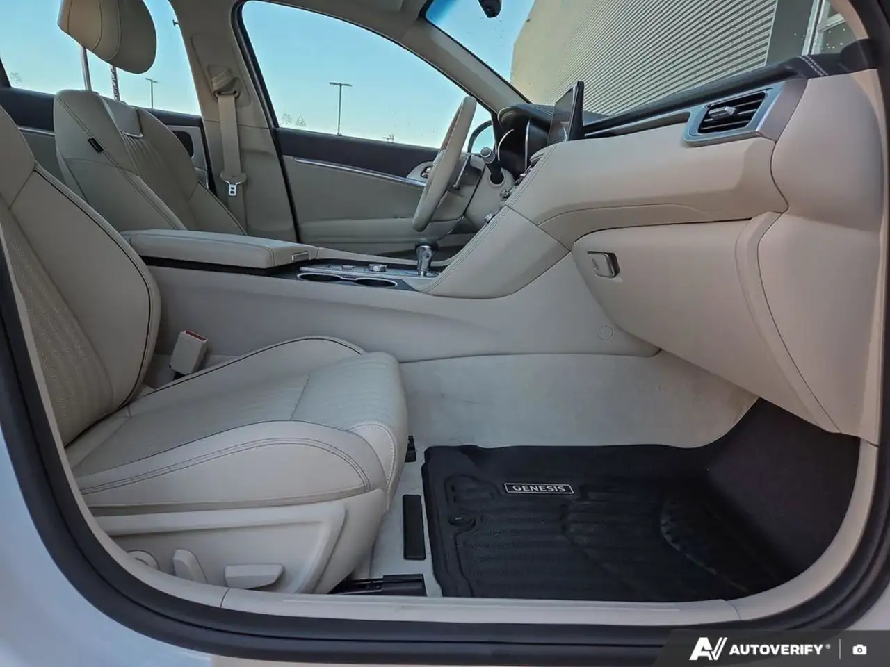 Genesis G70 снимка Genesis G70