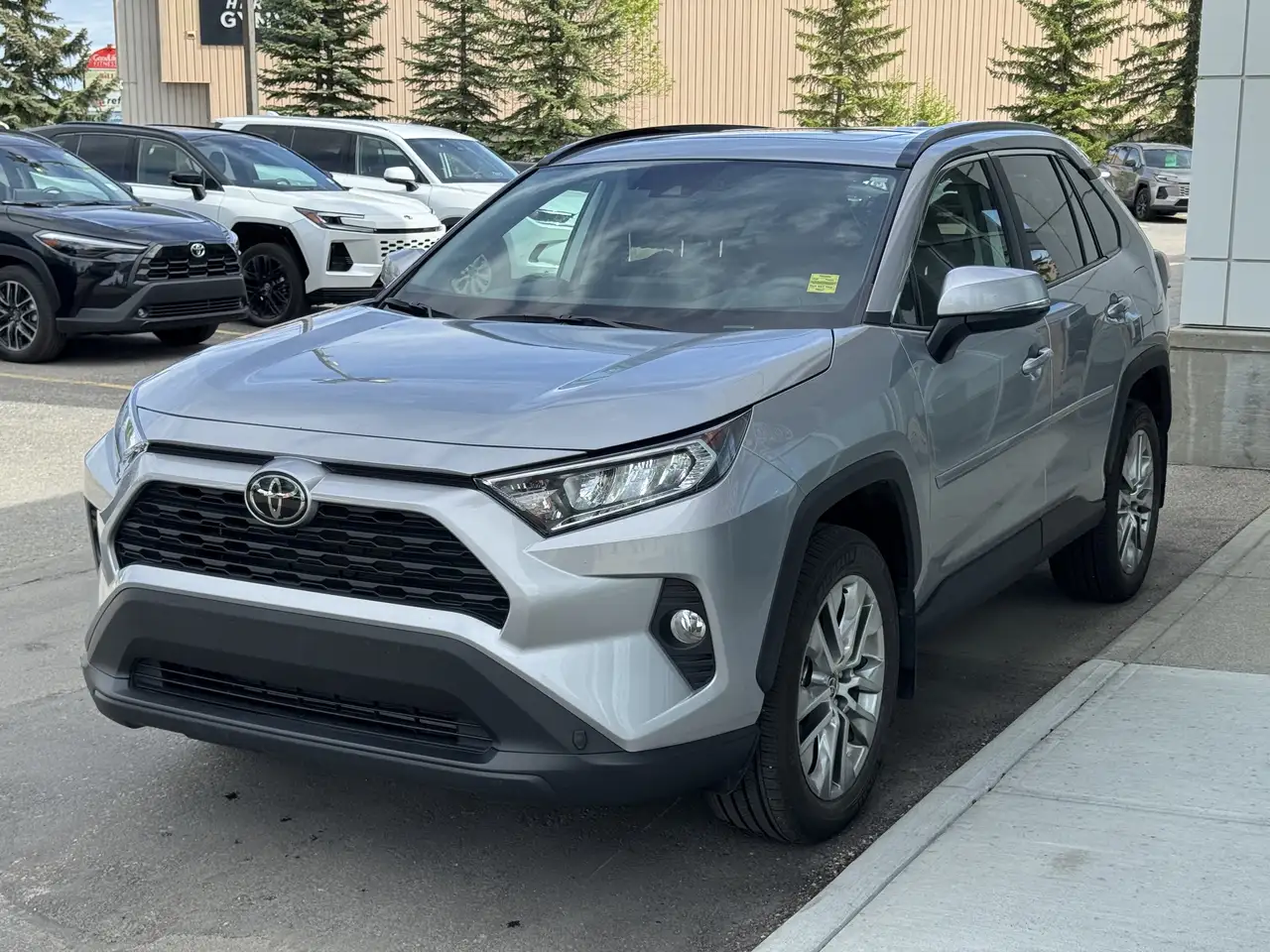 Toyota RAV 4 photo Toyota RAV 4
