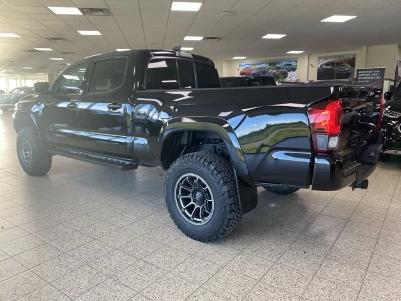 Toyota Tacoma снимка Toyota Tacoma