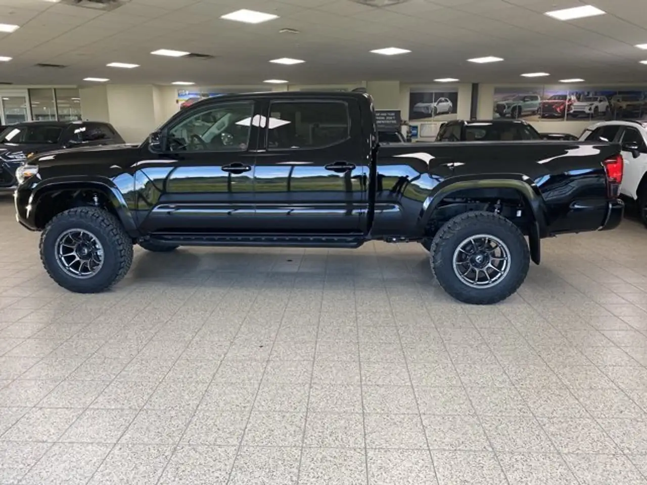 Toyota Tacoma снимка Toyota Tacoma