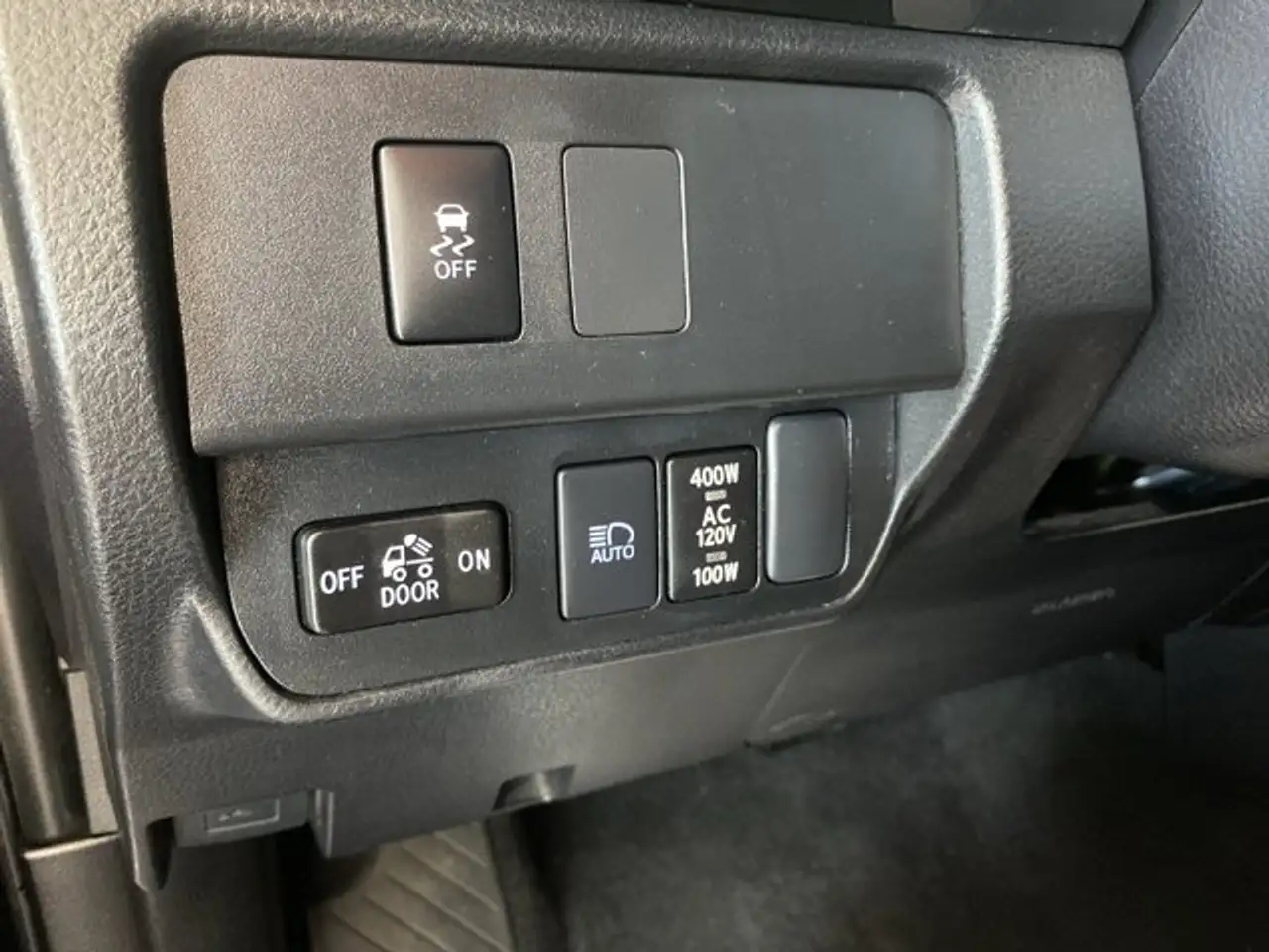 Toyota Tacoma снимка Toyota Tacoma