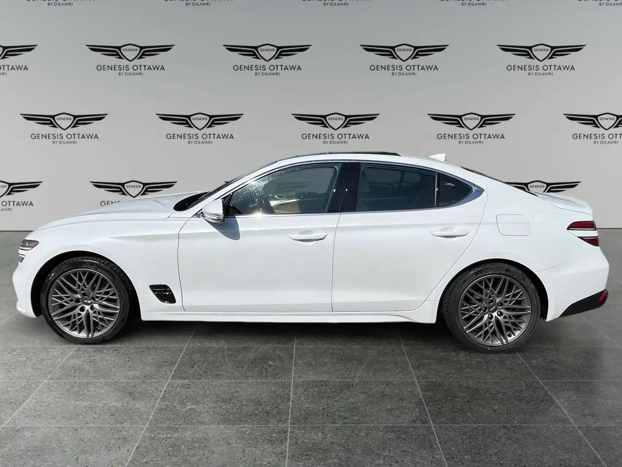 Genesis G70 снимка Genesis G70