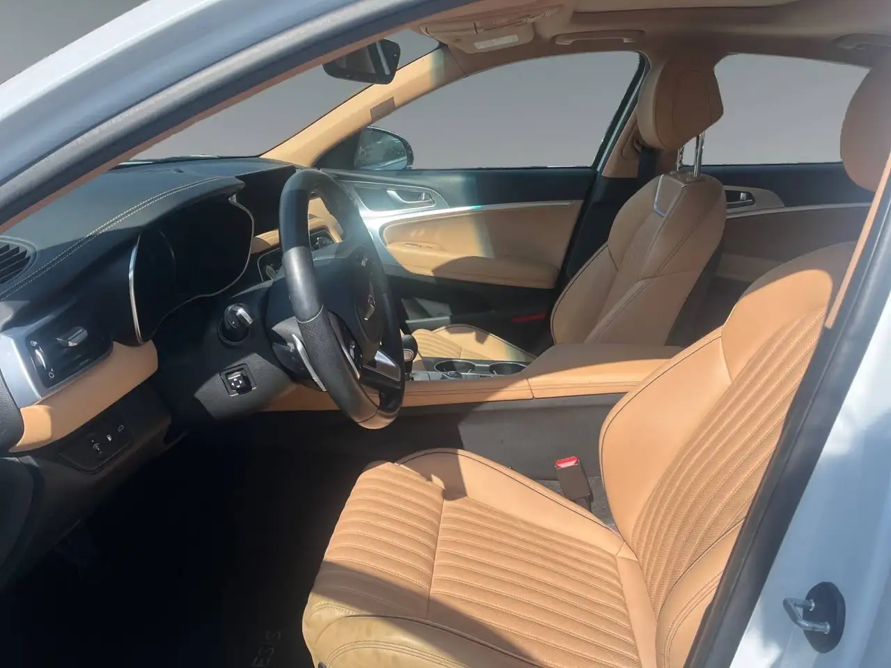 Genesis G70 снимка Genesis G70