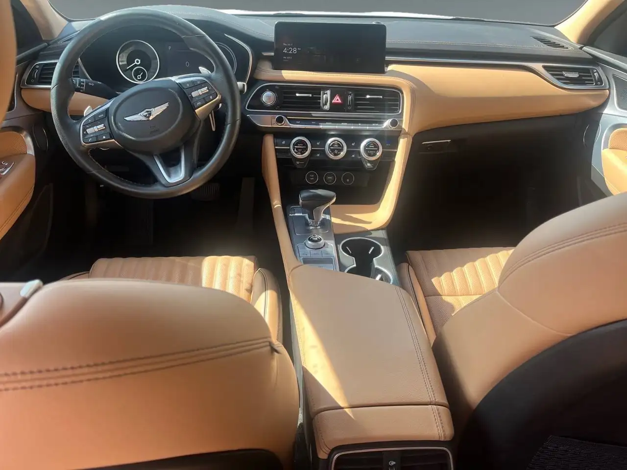 Genesis G70 снимка Genesis G70