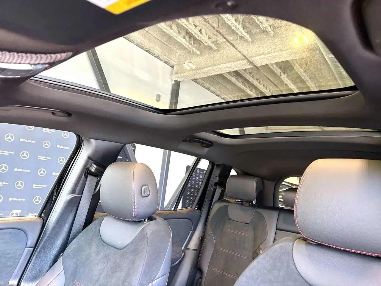 Mercedes-Benz GLB photo Mercedes-Benz GLB