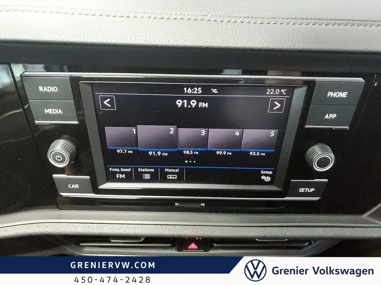 Volkswagen Jetta снимка Volkswagen Jetta